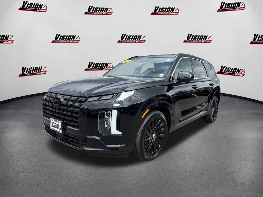 used 2025 Hyundai Palisade car, priced at $49,755