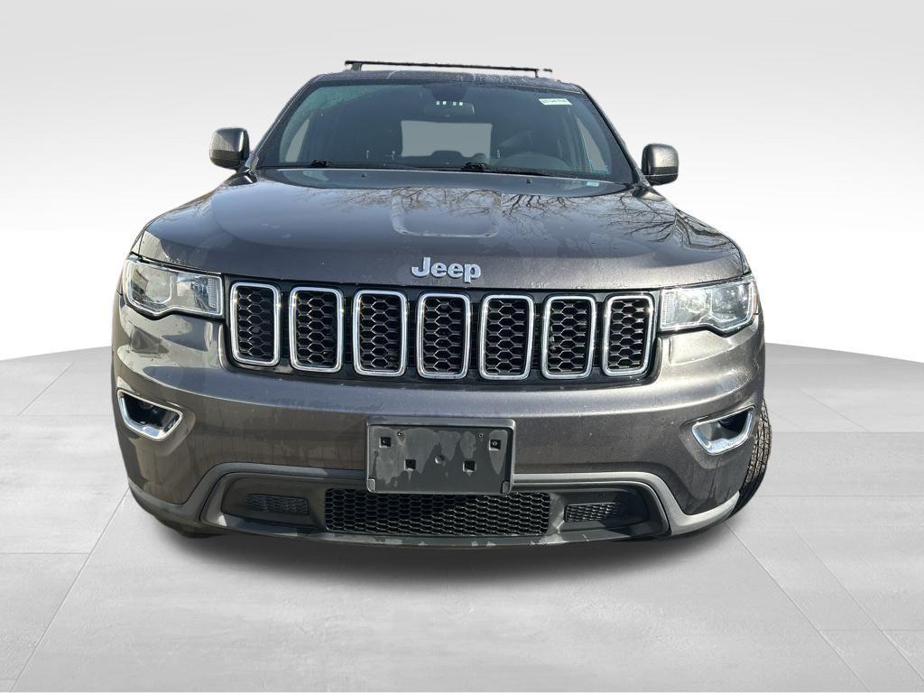 used 2018 Jeep Grand Cherokee car, priced at $13,395