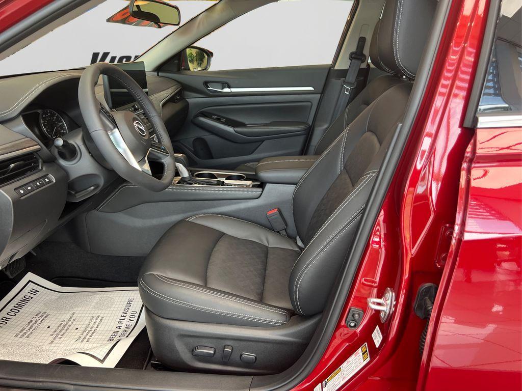 used 2025 Nissan Altima car, priced at $31,901