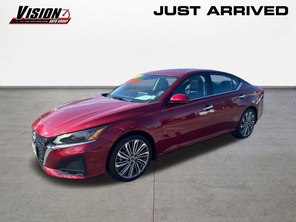 used 2025 Nissan Altima car, priced at $33,758