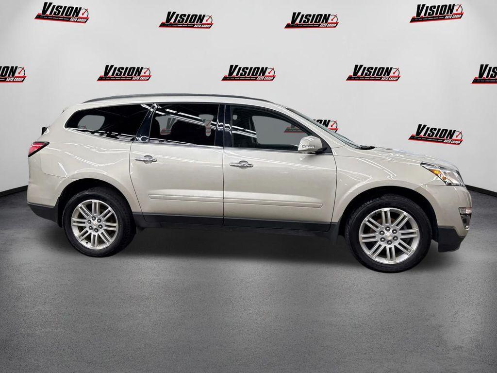 used 2015 Chevrolet Traverse car, priced at $12,499