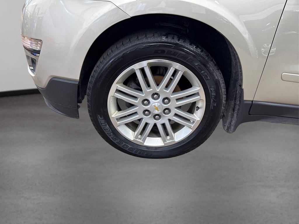 used 2015 Chevrolet Traverse car, priced at $12,499