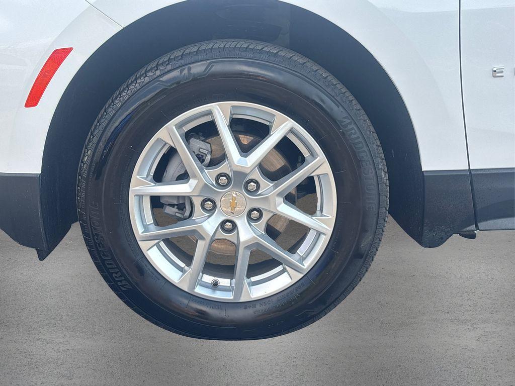 used 2022 Chevrolet Equinox car, priced at $23,117
