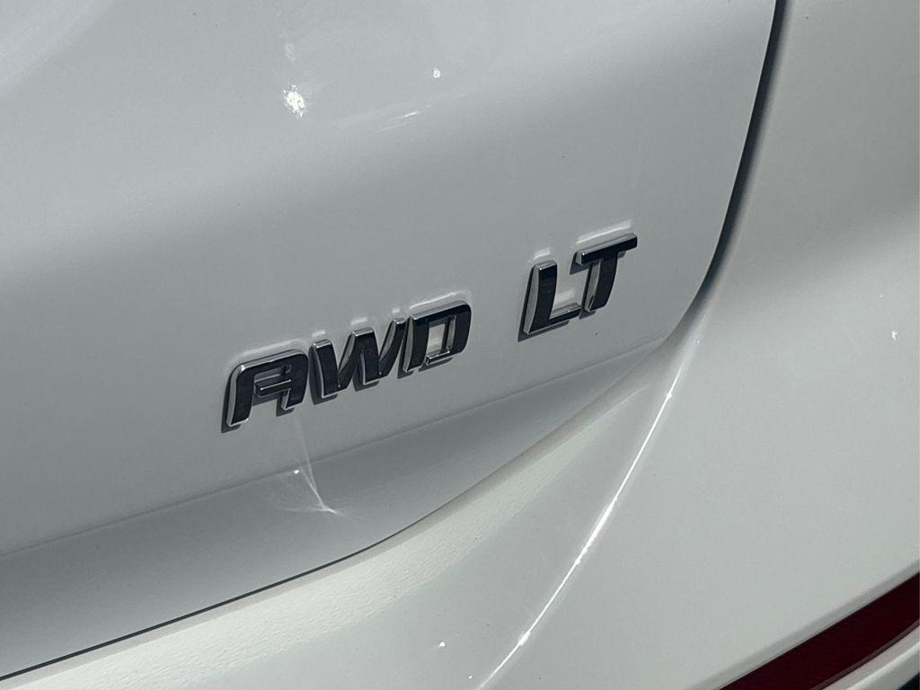 used 2022 Chevrolet Equinox car, priced at $23,117
