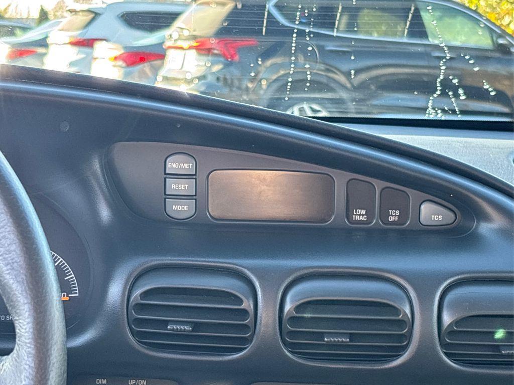 used 1998 Pontiac Grand Prix car, priced at $11,999