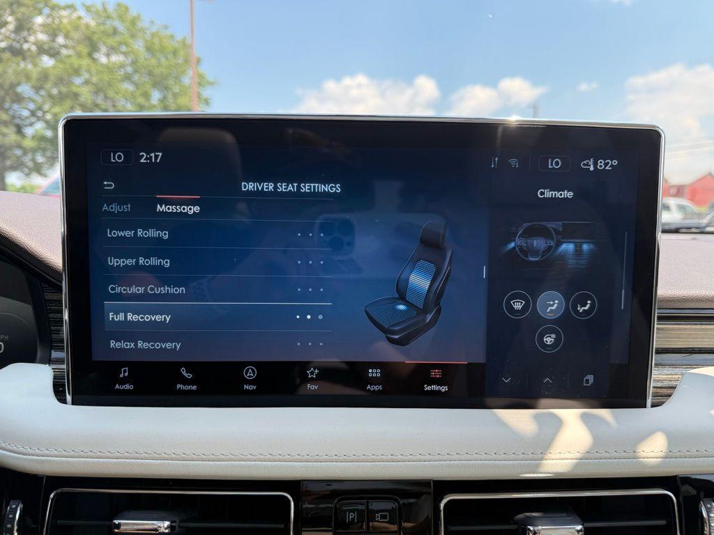 used 2022 Lincoln Nautilus car, priced at $43,859