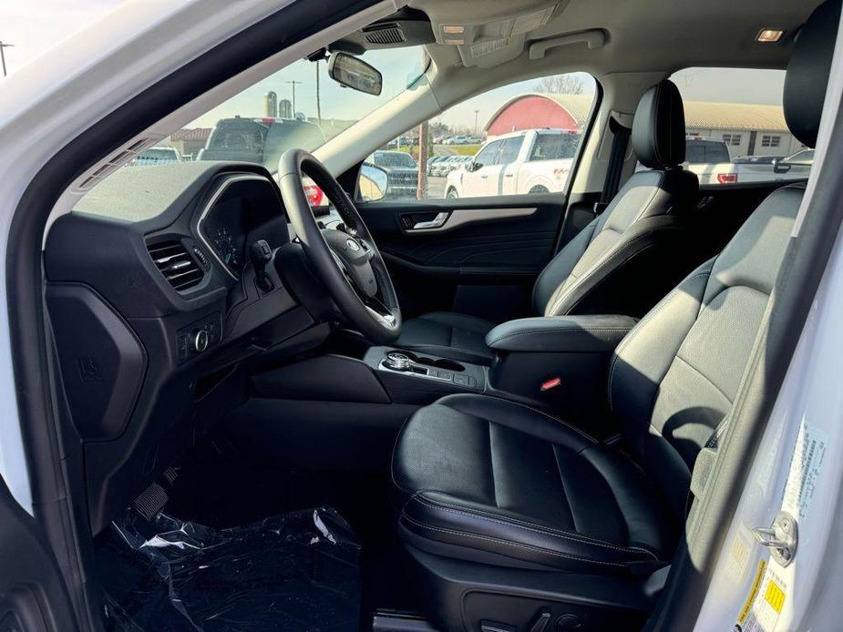 used 2022 Ford Escape car, priced at $25,496