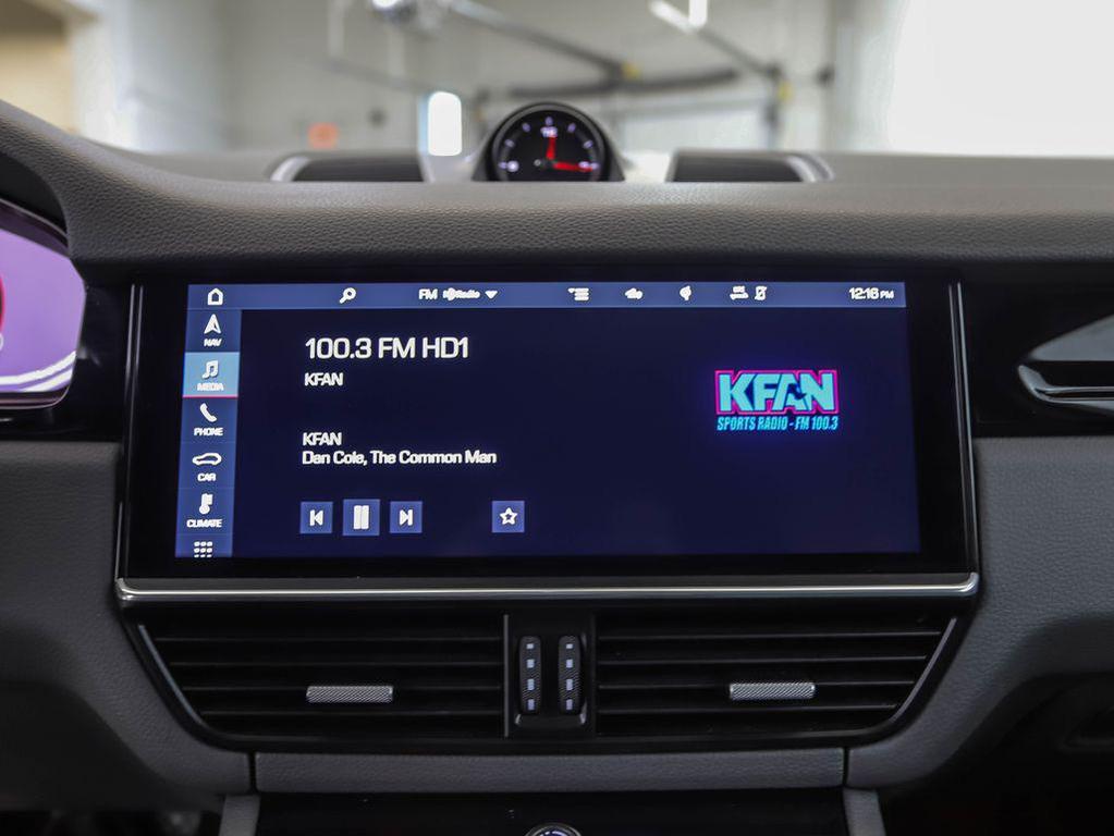 used 2020 Porsche Cayenne car, priced at $33,900