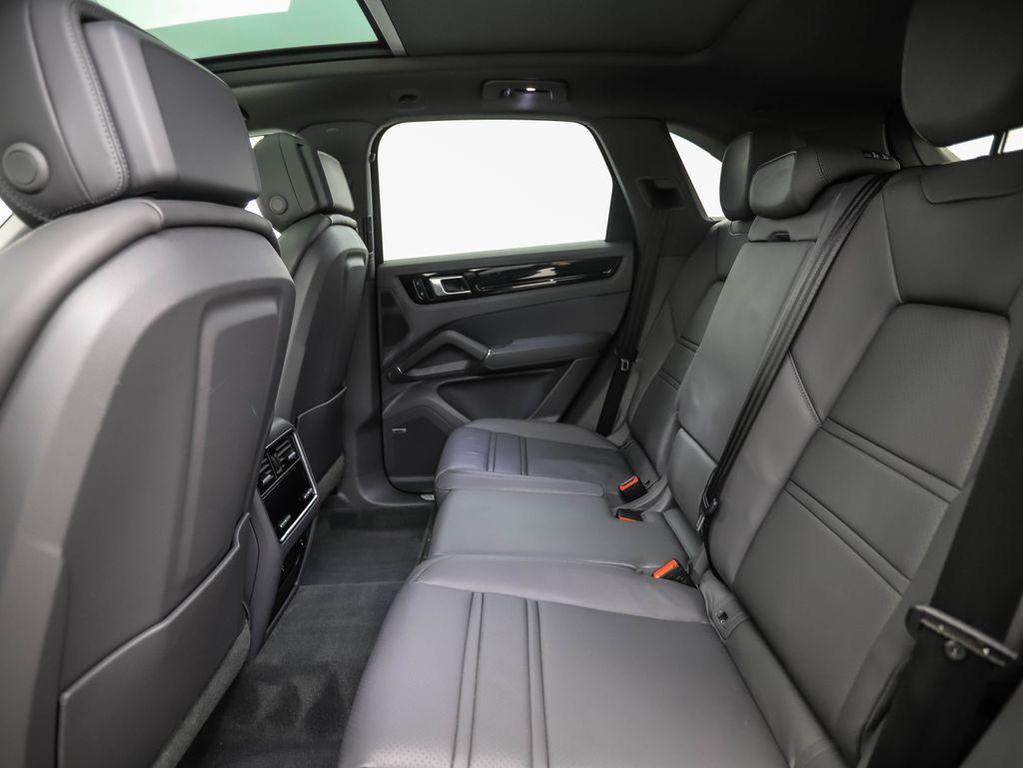 used 2020 Porsche Cayenne car, priced at $33,900