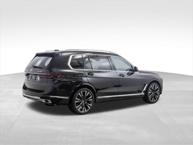 new 2025 BMW X7 car, priced at $93,505