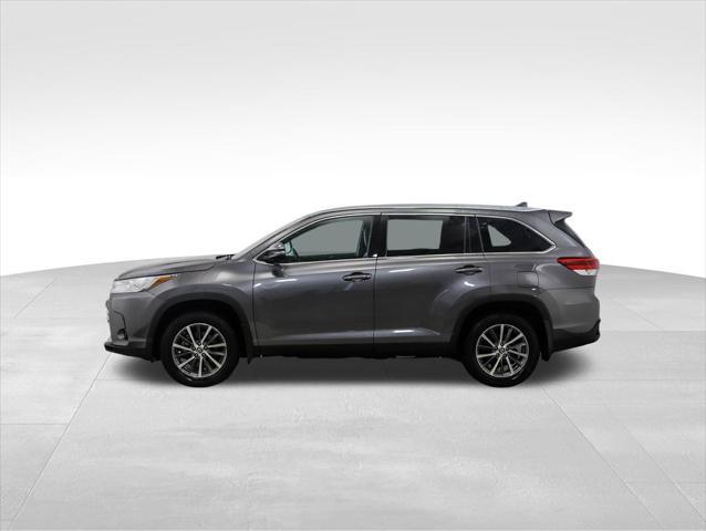 used 2019 Toyota Highlander car, priced at $30,900