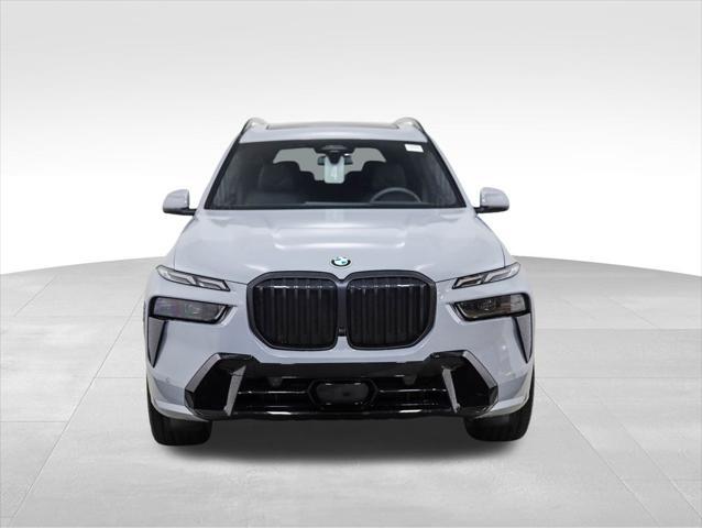 new 2025 BMW X7 car, priced at $94,125