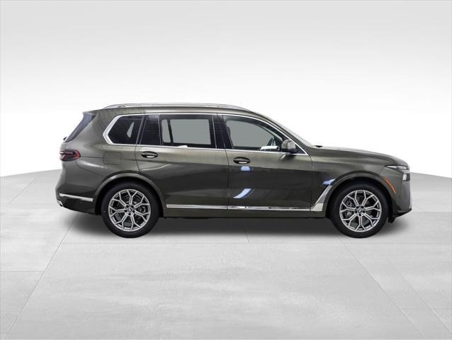 new 2025 BMW X7 car, priced at $89,625