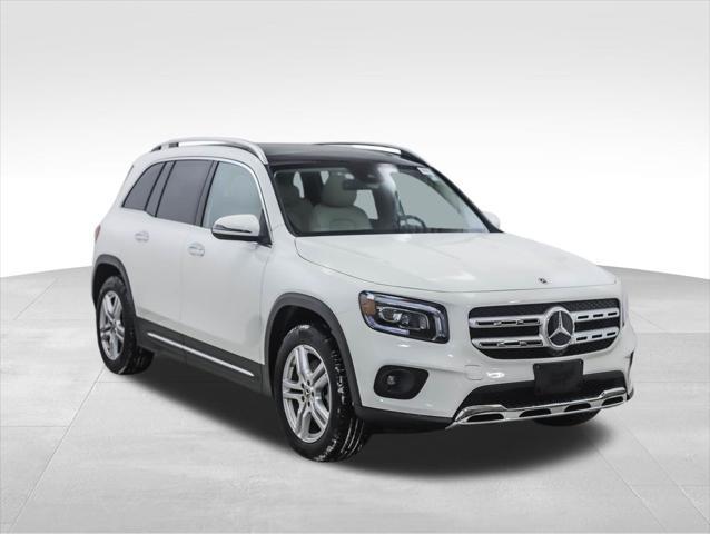 used 2022 Mercedes-Benz GLB 250 car, priced at $32,400