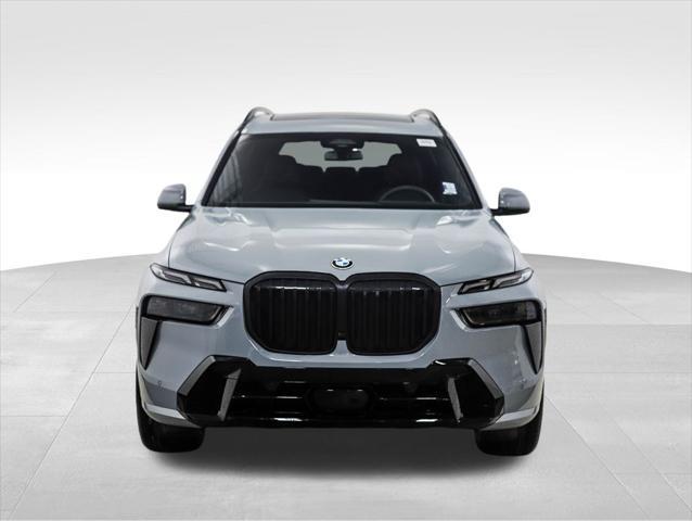 new 2025 BMW X7 car, priced at $92,435