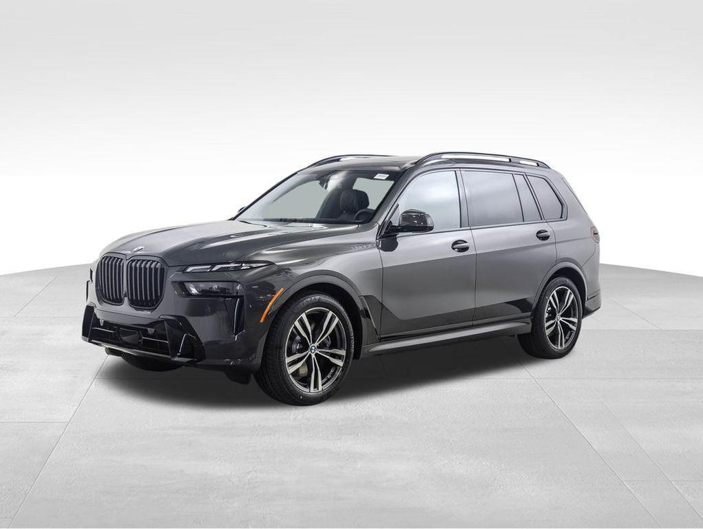 new 2026 BMW X7 car, priced at $102,525