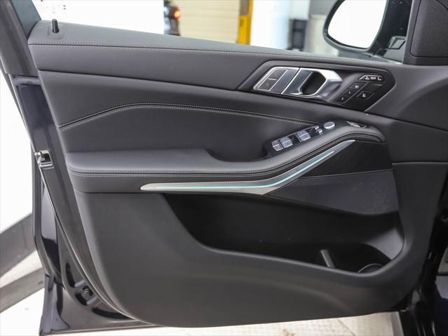 used 2022 BMW X7 car, priced at $60,900