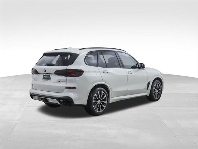 new 2025 BMW X5 car, priced at $100,615