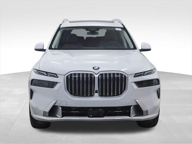 new 2025 BMW X7 car, priced at $92,125