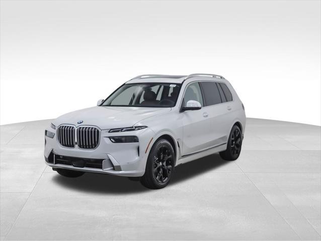 new 2025 BMW X7 car, priced at $92,125