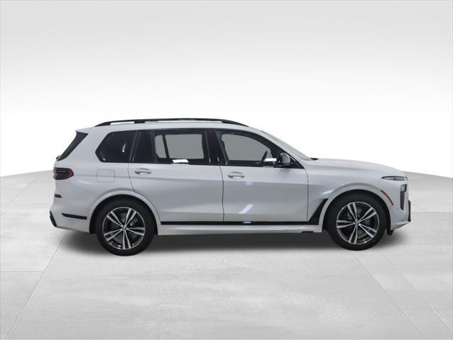 new 2025 BMW X7 car, priced at $118,575