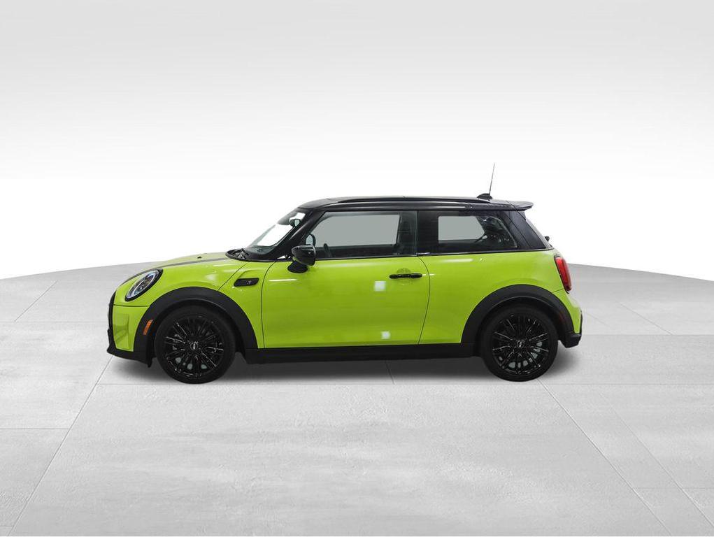 used 2024 MINI Hardtop car, priced at $25,900
