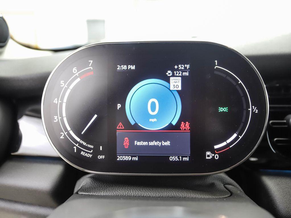 used 2024 MINI Hardtop car, priced at $25,900