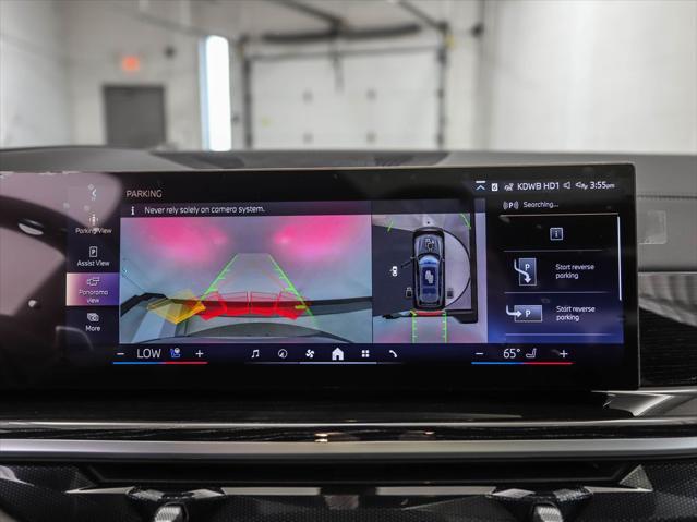 new 2026 BMW X7 car, priced at $102,125
