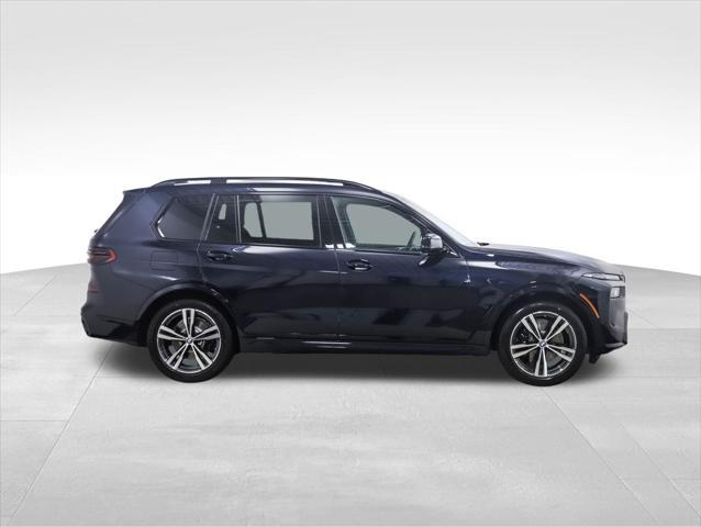 new 2025 BMW X7 car, priced at $104,100