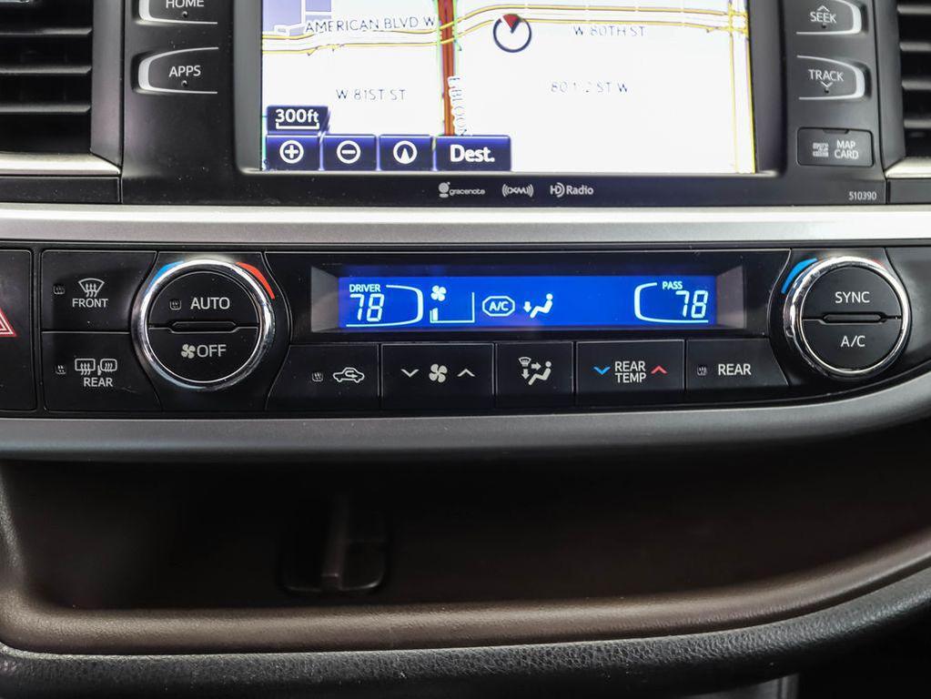 used 2019 Toyota Highlander car, priced at $26,900