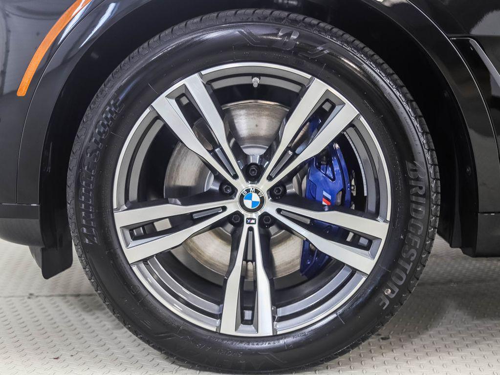 new 2026 BMW X7 car, priced at $125,815