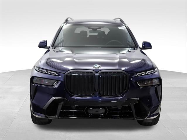 new 2025 BMW X7 car, priced at $98,325