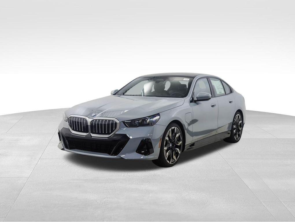 new 2026 BMW 550e car, priced at $84,065
