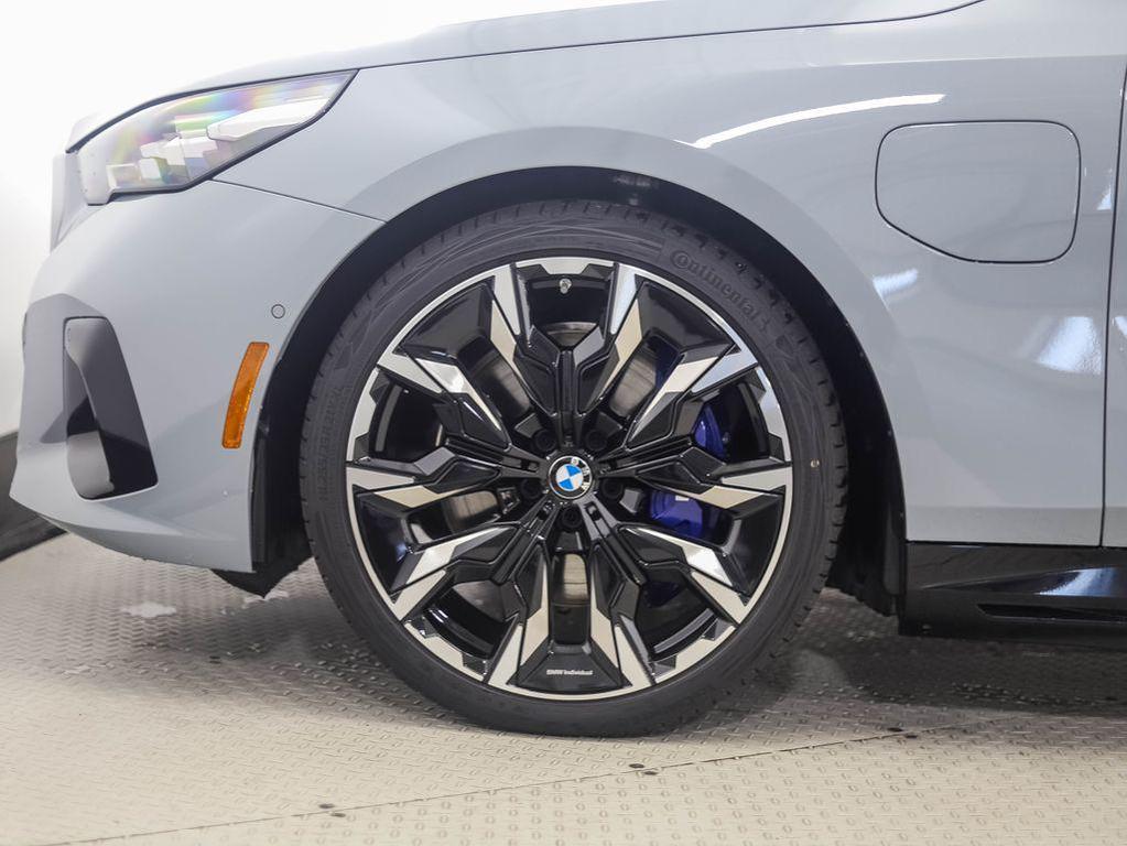 new 2026 BMW 550e car, priced at $84,065