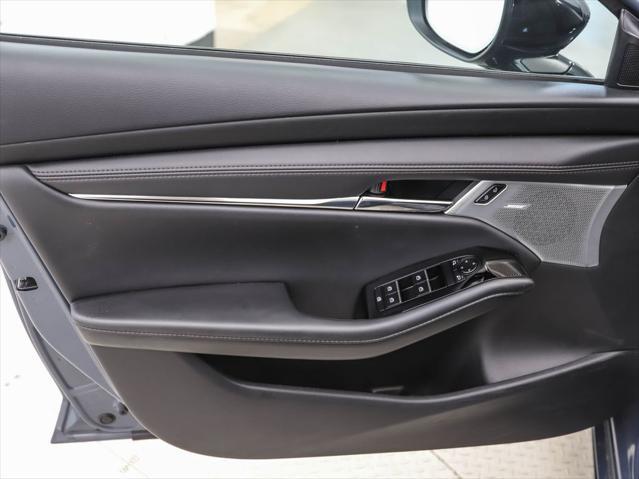 used 2024 Mazda Mazda3 car, priced at $31,900