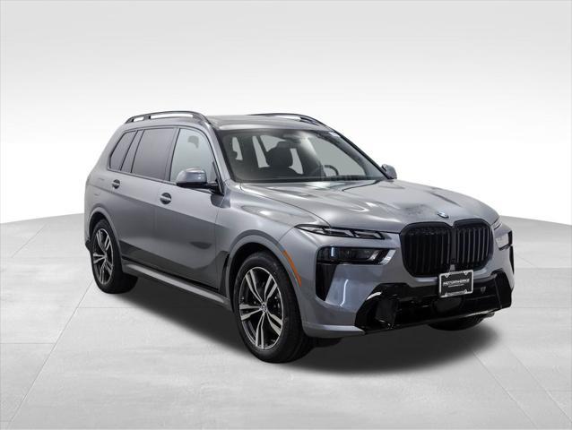 new 2025 BMW X7 car, priced at $98,475