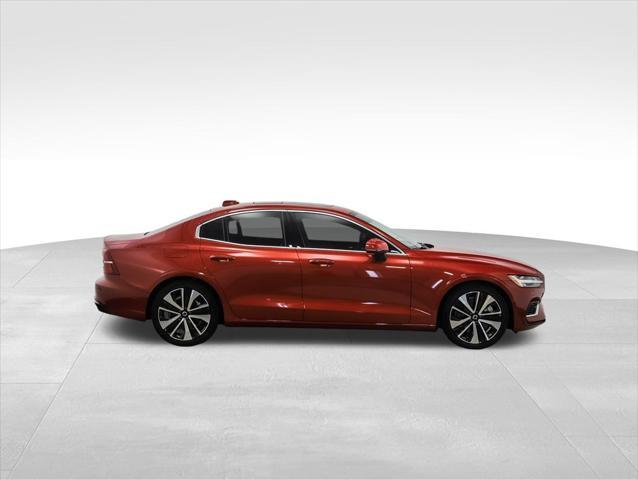 used 2023 Volvo S60 Recharge Plug-In Hybrid car, priced at $37,719