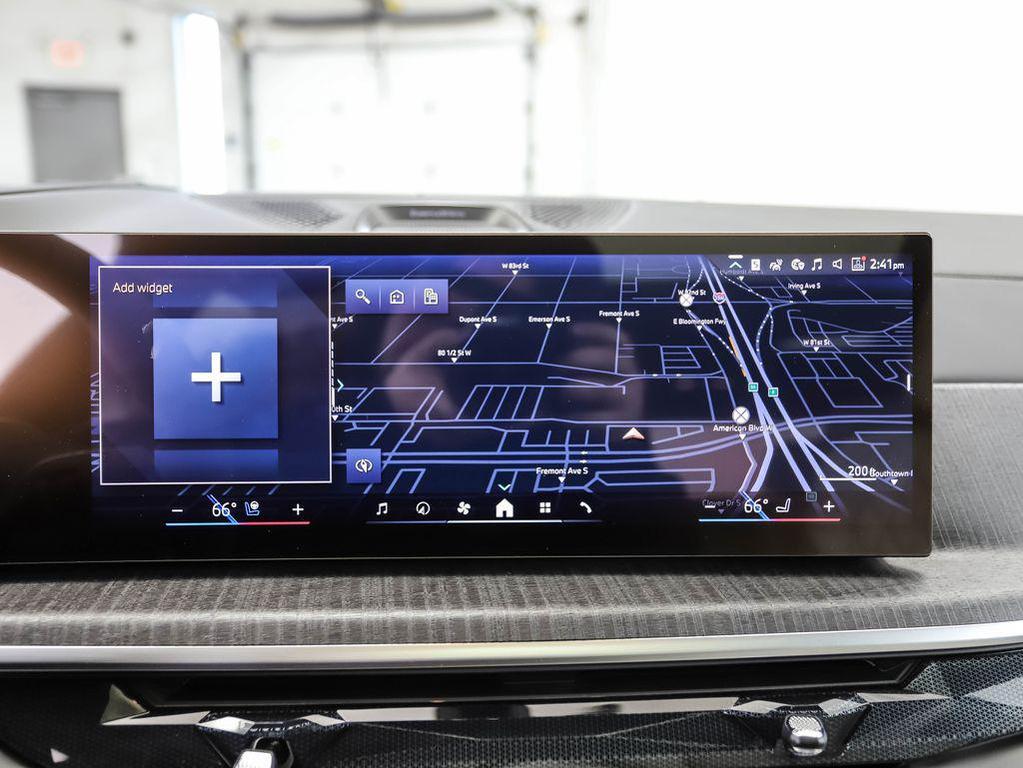 new 2026 BMW ALPINA XB7 car, priced at $161,975