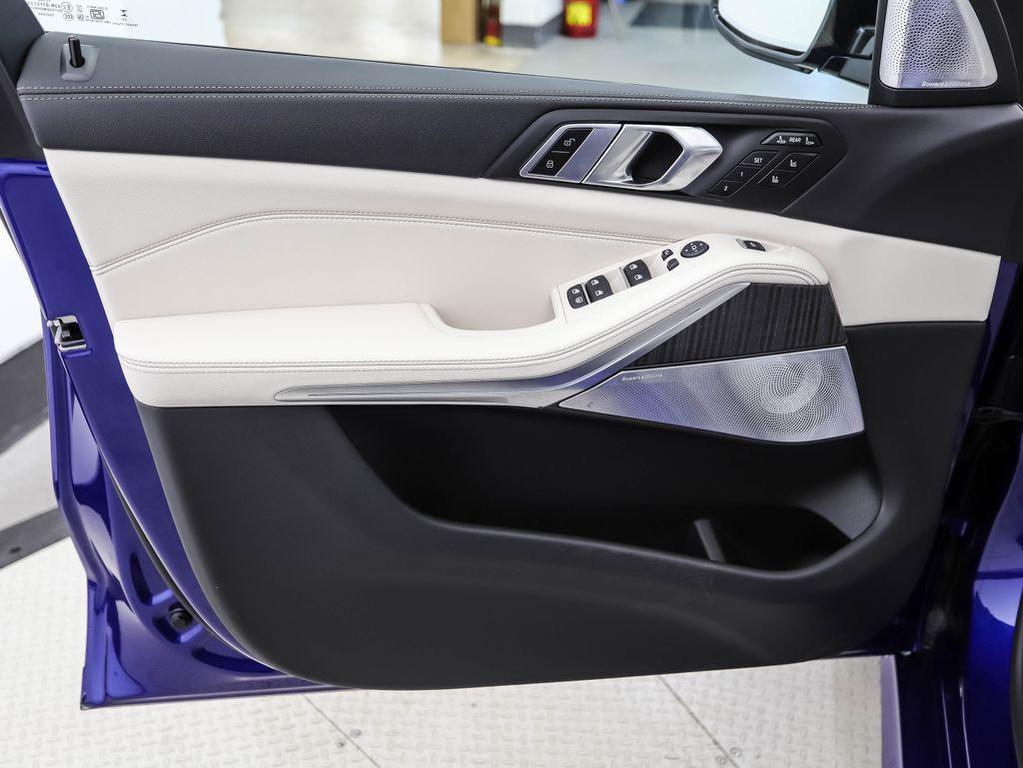 new 2026 BMW ALPINA XB7 car, priced at $161,975