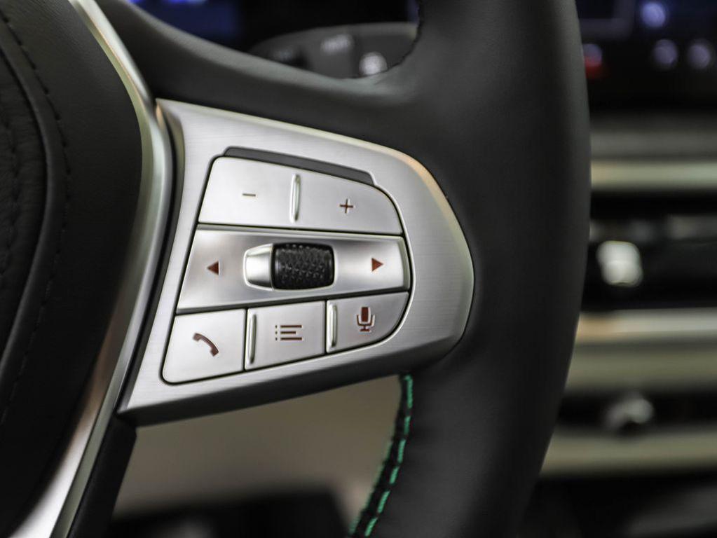 new 2026 BMW ALPINA XB7 car, priced at $161,975