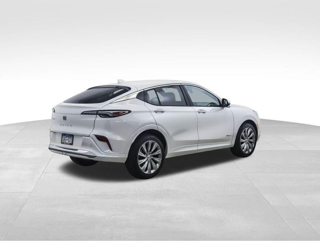 used 2025 Buick Envista car, priced at $29,900