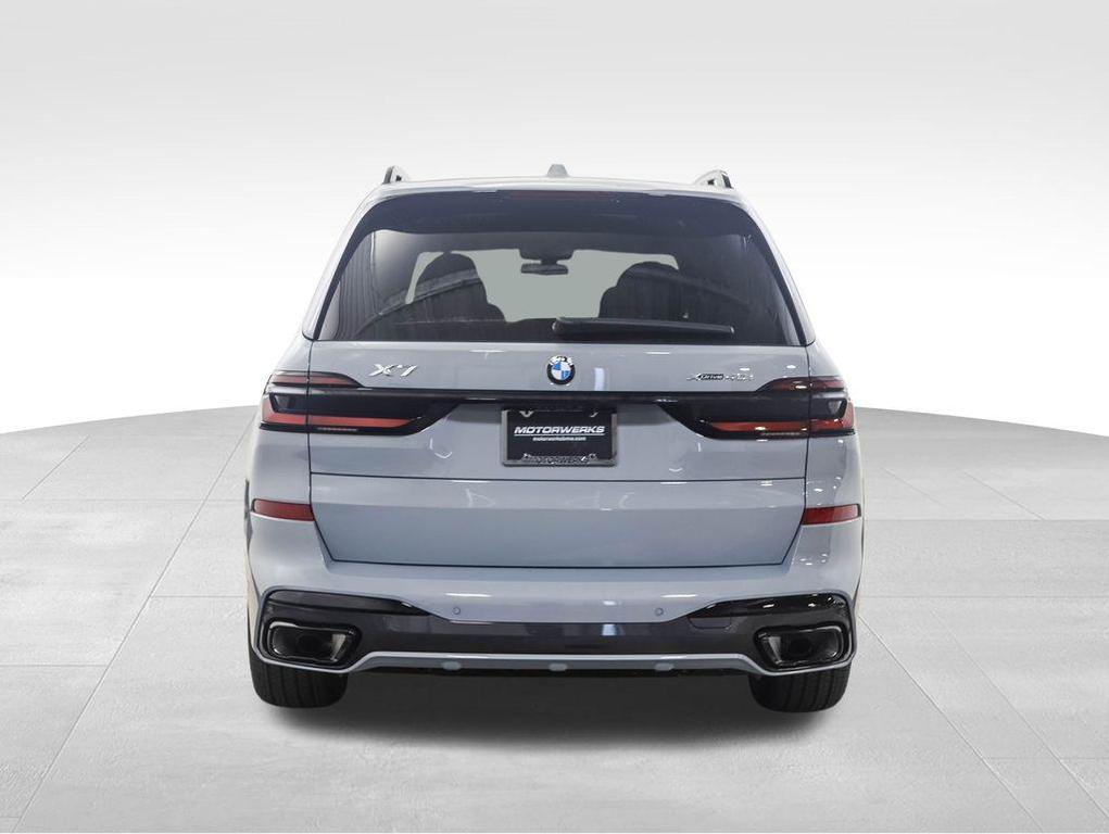 new 2026 BMW X7 car, priced at $95,625