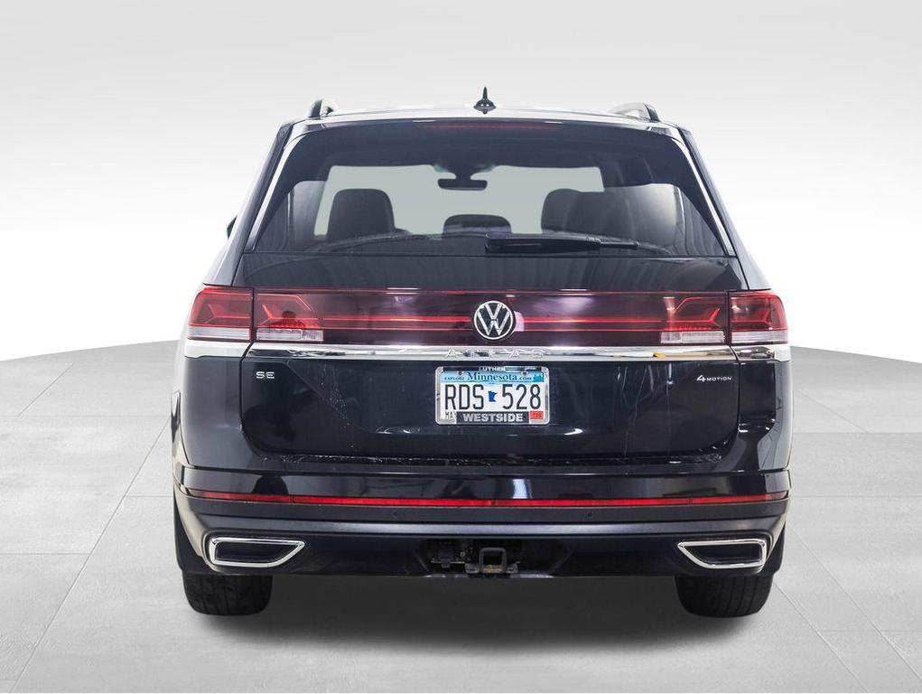 used 2024 Volkswagen Atlas car, priced at $30,900