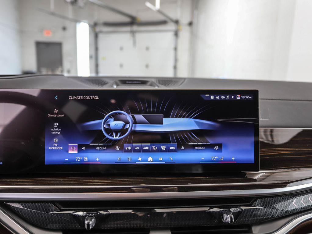 new 2026 BMW ALPINA XB7 car, priced at $164,575