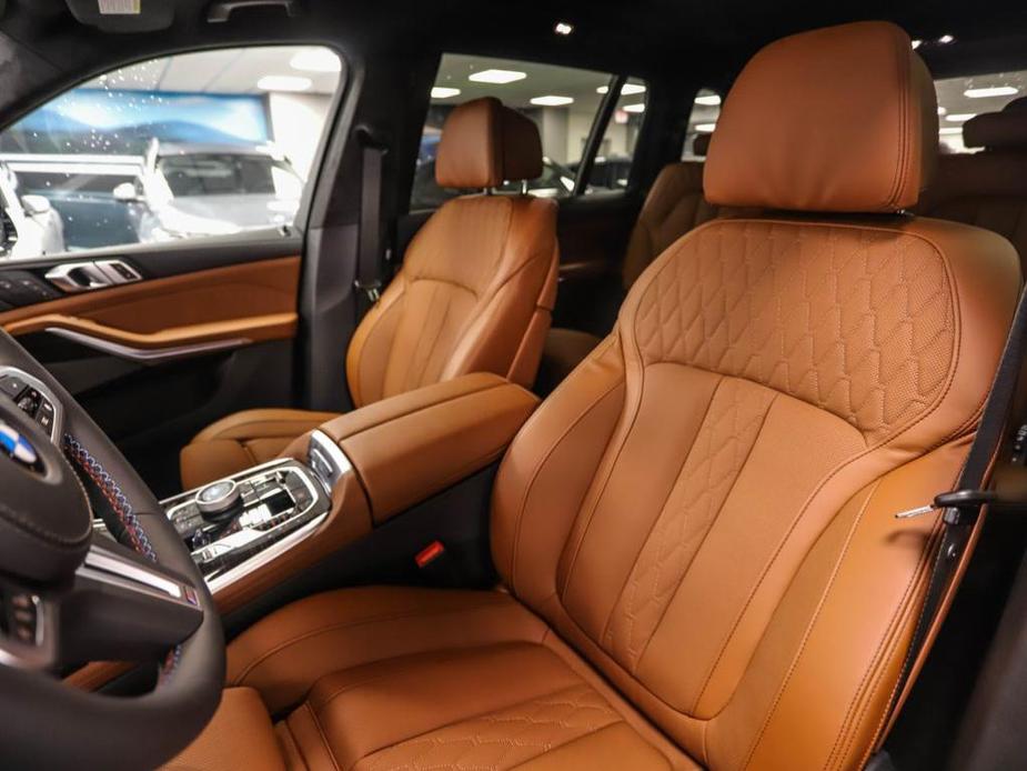 new 2025 BMW X7 car, priced at $121,275