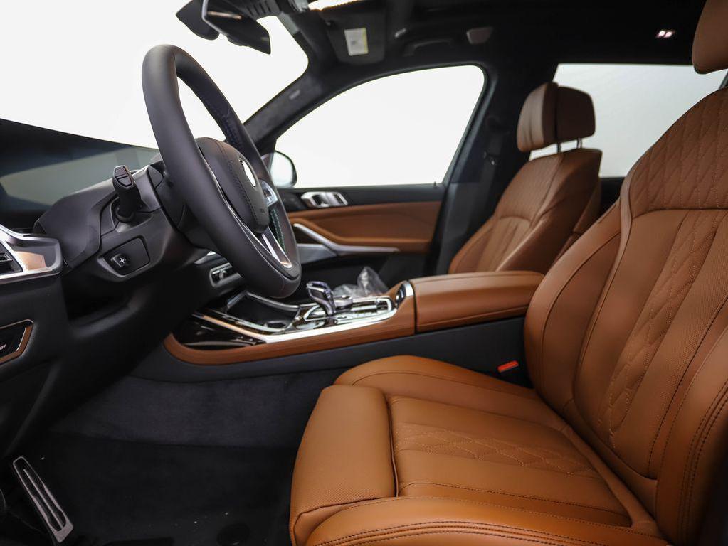 new 2026 BMW ALPINA XB7 car, priced at $163,075