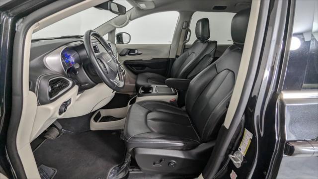 used 2022 Chrysler Pacifica Hybrid car, priced at $25,188