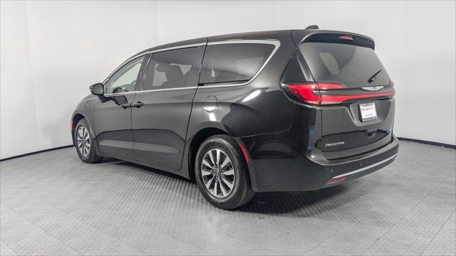 used 2022 Chrysler Pacifica Hybrid car, priced at $25,188