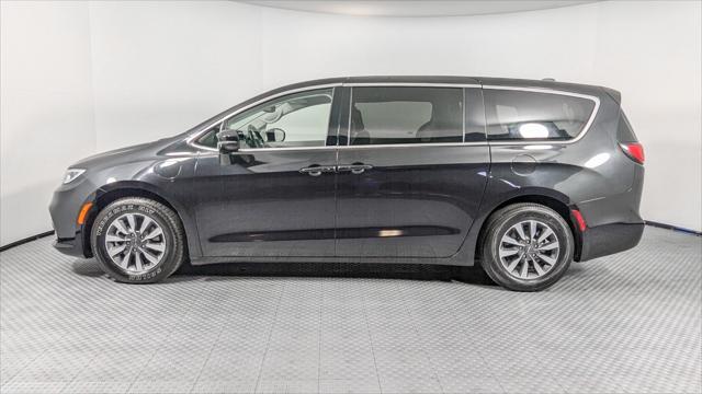 used 2022 Chrysler Pacifica Hybrid car, priced at $25,188