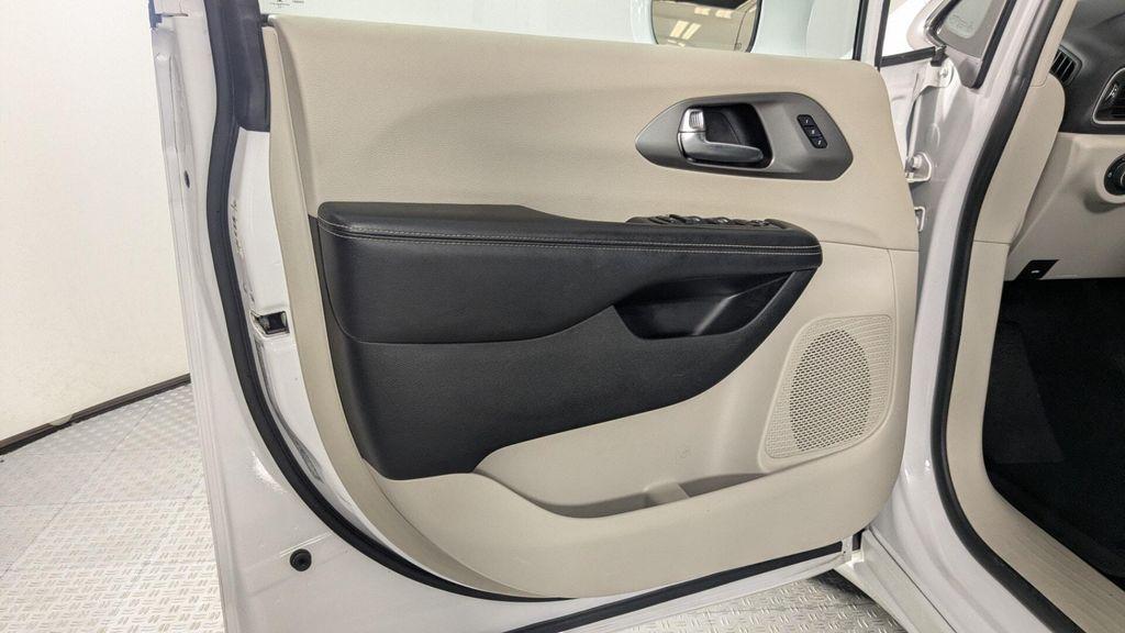 used 2022 Chrysler Pacifica car, priced at $16,799